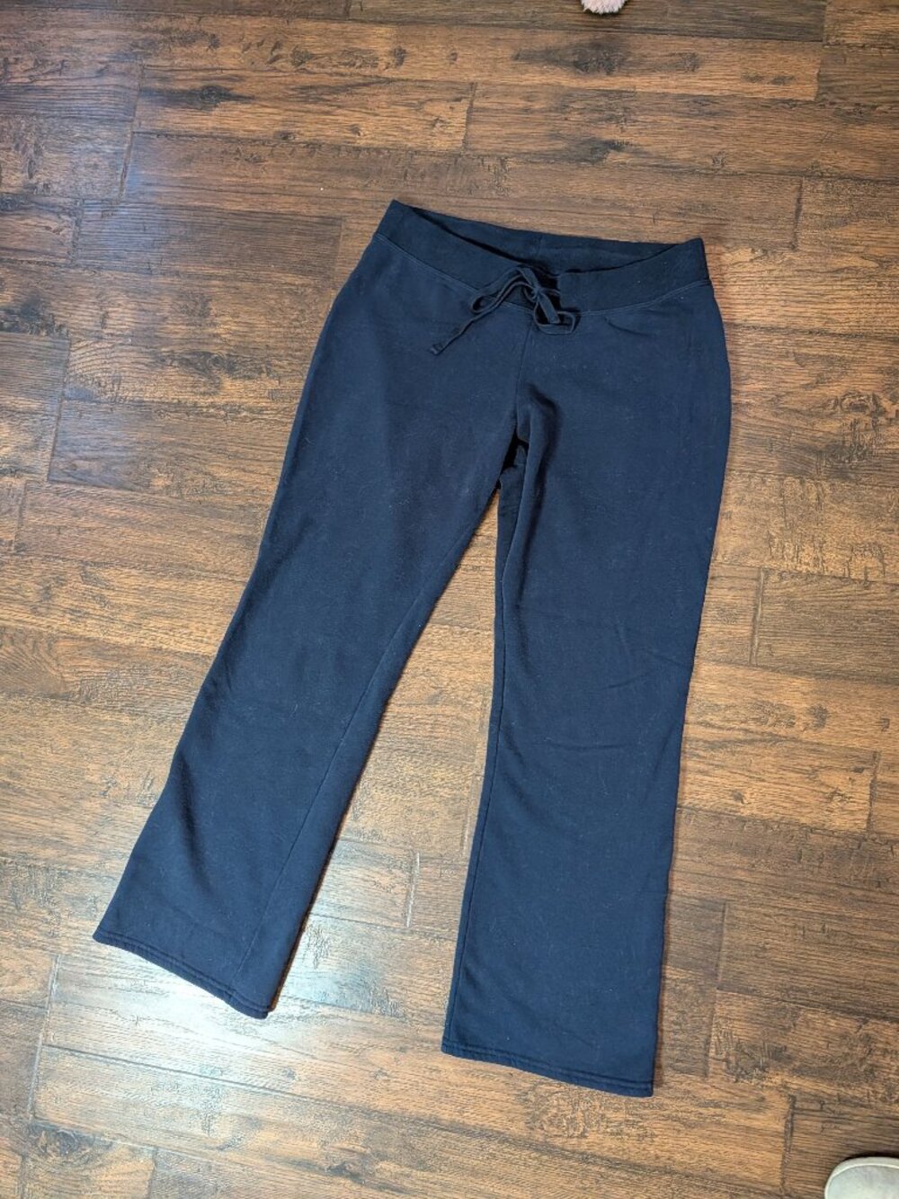 Hollister Bootcut Sweatpants in size Large